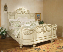 Habersham Florentina Bed with Garland