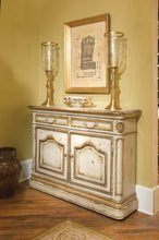 Habersham Tres Charmant Hall Chest